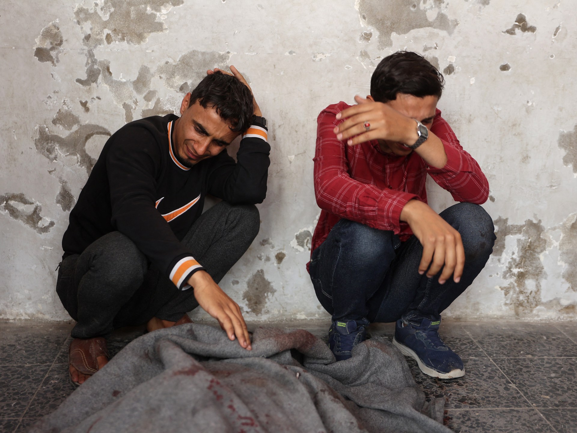 تقتل الهجمات الإسرائيلية 16 في غزة مع إغلاق مطابخ المساعدات بعد نفاد الإمدادات | أخبار الصراع الإسرائيلية تقتل الهجمات الإسرائيلية 16 في غزة مع إغلاق مطابخ المساعدات بعد نفاد الإمدادات | أخبار الصراع الإسرائيلية